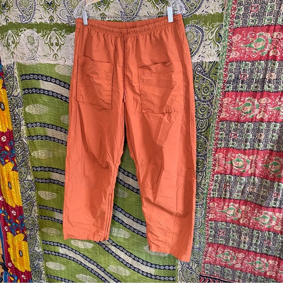 Free People Movement Red Earth Fly By Night Woven Pants Size Medium - Picture 7 of 16